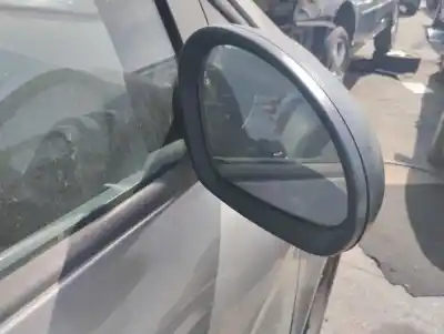 Автозапчастина б/у правий задний огляд для seat toledo iii (5p2) 1.9 tdi посилання на oem iam 014142