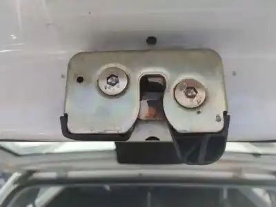 Recambio de automóvil de segunda mano de CERRADURA MALETERO / PORTON para VOLKSWAGEN GOLF III (1H1) (11.1991)  referencias OEM IAM   
