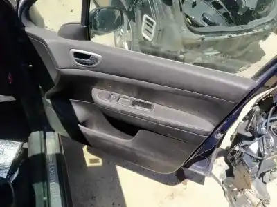Автозапчасти б/у обивка передней правой двери за peugeot 307 break / sw (s1) 9hydv6ted4 ссылки oem iam 