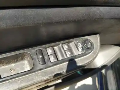 Автозапчасти б/у выключатель левого переднего окна за peugeot 307 break / sw (s1) 9hydv6ted4 ссылки oem iam 