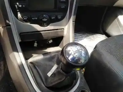 Автозапчасти б/у ручка рычага передачи за peugeot 307 break / sw (s1) 9hydv6ted4 ссылки oem iam 
