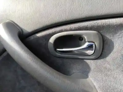 Автозапчастина б/у усередині передня права ручка для honda civic 5 puertas (ma/mb) d14a7 посилання на oem iam 