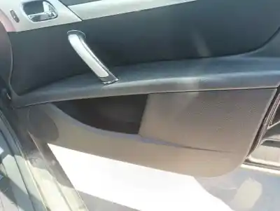 Автозапчастина б/у обработка передніх правіх дверей для peugeot 407 sw rhrdw10bted4 посилання на oem iam   