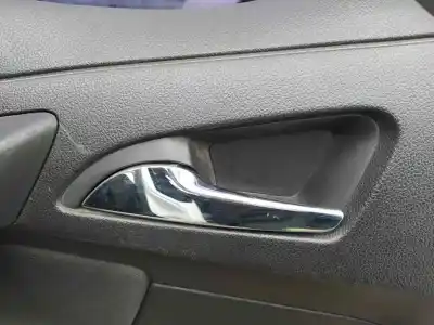 Автозапчасти б/у левая задняя внутренняя ручка за opel meriva b monospace (s10) 1.7 cdti (75) ссылки oem iam 