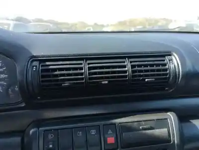 Автозапчасти б/у аэрационная решетка за audi a4 b5 (8d2) 1.8 ссылки oem iam 
