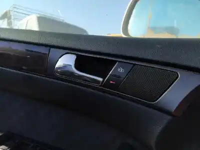 Автозапчасти б/у левая передняя внутренняя ручка за audi a6 c5 (4b2) 2.5 tdi ссылки oem iam 