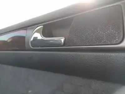 Автозапчасти б/у левая задняя внутренняя ручка за audi a6 c5 (4b2) 2.5 tdi ссылки oem iam 