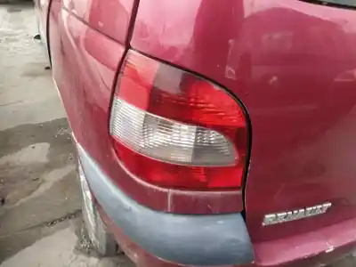 Автозапчасти б/у ЛЕВЫЙ ЗАДНИЙ ФОНАРЬ за RENAULT SCENIC (JA..)  ссылки OEM IAM   