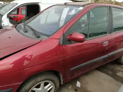 Автозапчасти б/у левая передняя дверь за renault scenic (ja..) f9q732 ссылки oem iam 