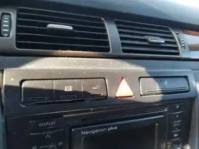 Автозапчастина б/у УВАГА для AUDI A6 C5 (4B2)  Посилання на OEM IAM   