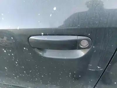 Автозапчасти б/у левая передняя наружная ручка за audi a4 b6 (8e2) 2.0 ссылки oem iam 