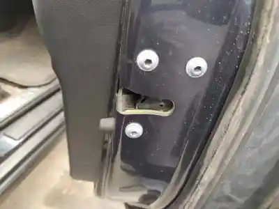 Second-hand car spare part front right door lock for ssangyong kyron d27dt oem iam references 