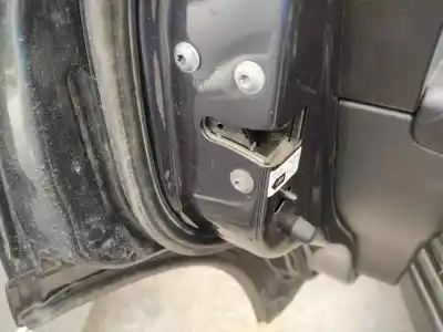 Second-hand car spare part rear left door lock for ssangyong kyron d27dt oem iam references 
