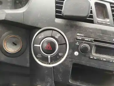 Second-hand car spare part hazard warning lights for ssangyong kyron d27dt oem iam references 