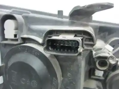 Автозапчастина б/у ліва фара для dacia logan 1 d/k9k k 7 посилання на oem iam 26004218r  