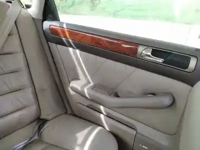 Автозапчастина б/у обкітка задніх лівіх дверей для audi a6 c5 (4b2) 2.4 посилання на oem iam 