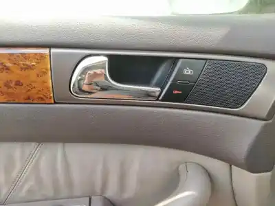 Автозапчастина б/у ліва передня внутрішня ручка для audi a6 c5 (4b2) 2.4 посилання на oem iam 