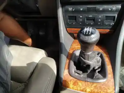 Автозапчастина б/у передач для audi a6 c5 (4b2) 2.4 посилання на oem iam 