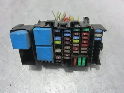 İkinci el araba yedek parçası RÖLE/SIGORTA KUTUSU için DACIA LOGAN 1  OEM IAM referansları 243809584R  