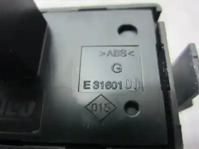 Second-hand car spare part hazard warning lights for dacia logan 1 d/k9k k 7 oem iam references es3160101  