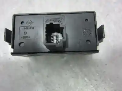 Second-hand car spare part hazard warning lights for dacia logan 1 d/k9k k 7 oem iam references es3160101  