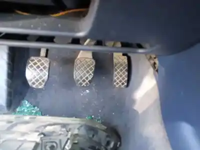 Second-hand car spare part accelerator pedal for audi a6 c5 (4b2) 2.5 tdi oem iam references 