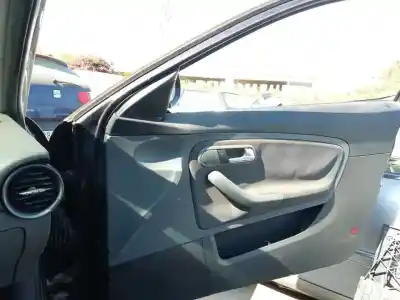Автозапчастина б/у обработка передніх правіх дверей для opel corsa b (s93) 1.0 i 12v (f08, f68, m68) посилання на oem iam 