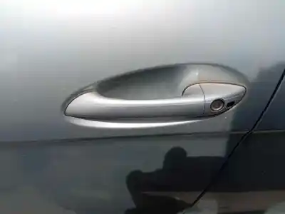Second-hand car spare part exterior left front door handle for mercedes-benz clase a (w169) om640941 oem iam references 