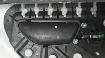 Автозапчастина б/у ліва передня внутрішня ручка для mercedes-benz clase a (w169) om640941 посилання на oem iam a1697600961  