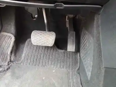 Second-hand car spare part accelerator pedal for mercedes-benz clase a (w169) om640941 oem iam references 