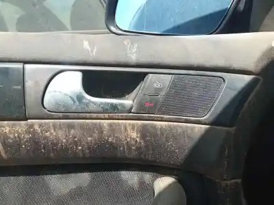 Автозапчасти б/у левая передняя внутренняя ручка за audi a6 c5 (4b2) 2.5 tdi ссылки oem iam 