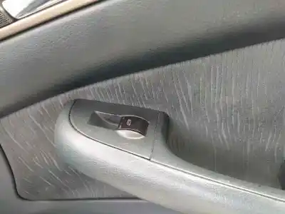 Автозапчасти б/у выключатель переднего правого окна за audi a6 c5 (4b2) 2.4 ссылки oem iam 