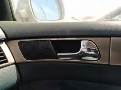 Автозапчасти б/у внутри передней правой ручки за audi a6 c5 (4b2) 2.4 ссылки oem iam 