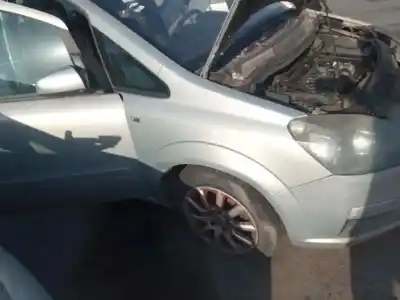 Автозапчасти б/у переднее правое крыло за opel zafira b z19dth ссылки oem iam 