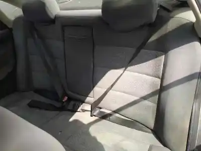 Автозапчастина б/у центральний задній ремін безпеки для audi a4 b5 (8d2) 1.9 tdi посилання на oem iam 