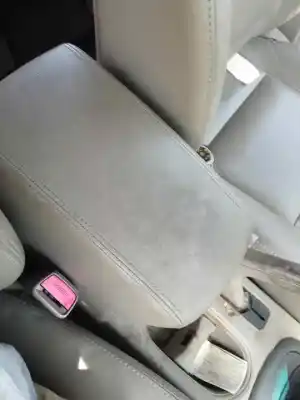 Pezzo di ricambio per auto di seconda mano bracciolo centrale per ssangyong korando d20dtf riferimenti oem iam 