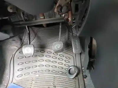 Tweedehands auto-onderdeel koppelingspedaal voor nissan note (e11e) cr14de oem iam-referenties 