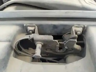 Автозапчастина б/у замок капота для audi a4 b5 (8d2) 1.9 tdi посилання на oem iam 