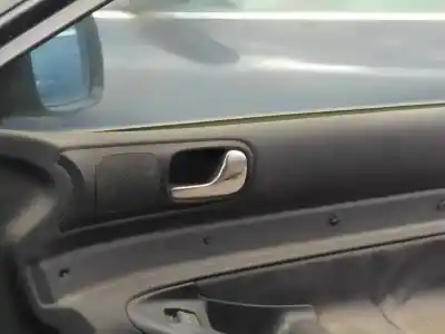 Автозапчастина б/у усередині передня права ручка для audi a4 b5 (8d2) 1.9 tdi посилання на oem iam 