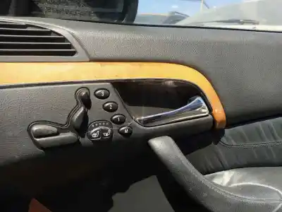 Автозапчастина б/у усередині передня права ручка для mercedes-benz clase s (w220) berlina m113960 посилання на oem iam 