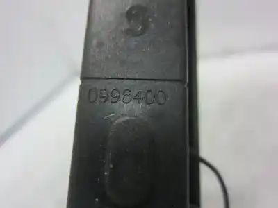 Peça sobressalente para automóvel em segunda mão farolim de travão central por mitsubishi space star (dg0) f9q1 referências oem iam 0996400  