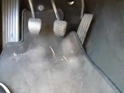 Peça sobressalente para automóvel em segunda mão pedal da embreagem por bmw serie 5 berlina (e39) m51d25 referências oem iam 