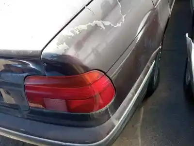 Peça sobressalente para automóvel em segunda mão farolim traseiro direito por bmw serie 5 berlina (e39) m51d25 referências oem iam 