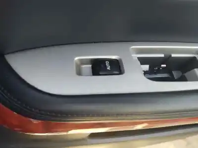 Pezzo di ricambio per auto di seconda mano comando alzacristalli posteriori destro per lexus rx 300 (mcu35) 1mzfe riferimenti oem iam 