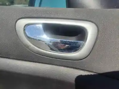 Автозапчастина б/у ліва передня внутрішня ручка для peugeot 307 break (3e) 2.0 hdi 110 посилання на oem iam 