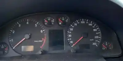 Автозапчастина б/у панель інструментів для audi a6 c5 (4b2) 2.4 посилання на oem iam   