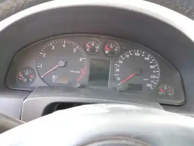 Автозапчастина б/у панель інструментів для audi a6 c5 (4b2) 2.4 посилання на oem iam 