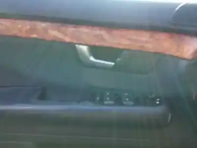 Автозапчасти б/у ЛЕВАЯ ПЕРЕДНЯЯ ВНУТРЕННЯЯ РУЧКА за AUDI A4 B6 (8E2)  ссылки OEM IAM   