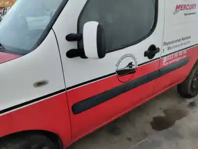 Автозапчасти б/у левая передняя дверь за fiat i doblò (119) 223b1000 ссылки oem iam   