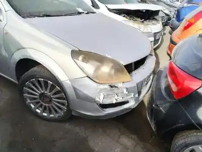 İkinci el araba yedek parçası ÖN TAMPON için OPEL ASTRA H BERLINA  OEM IAM referansları   